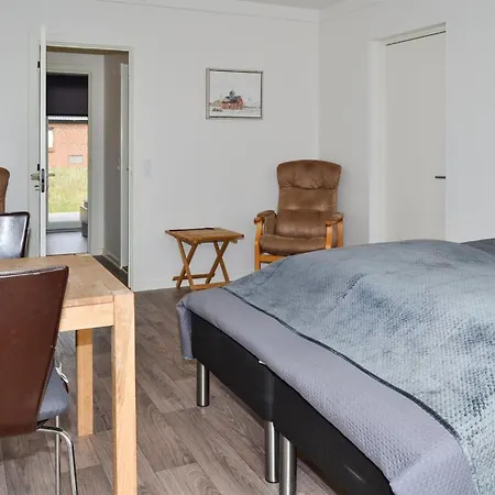 Apartment Deetje - 5km From The Sea By Interhome Kongsmark
